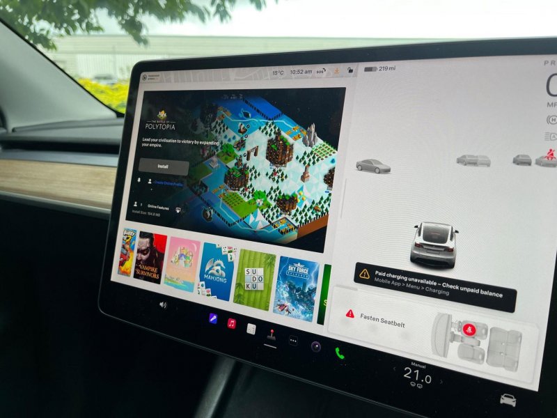 TESLA MODEL Y