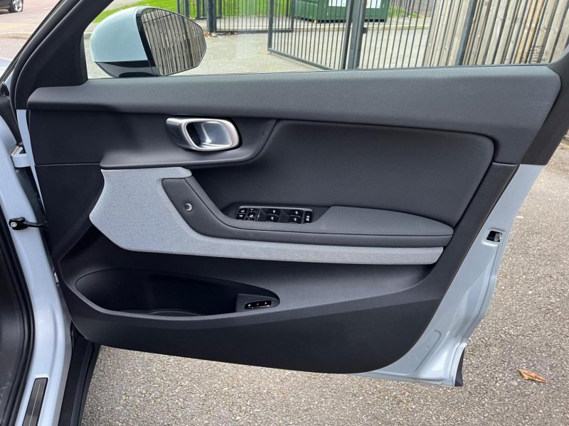 POLESTAR POLESTAR 2