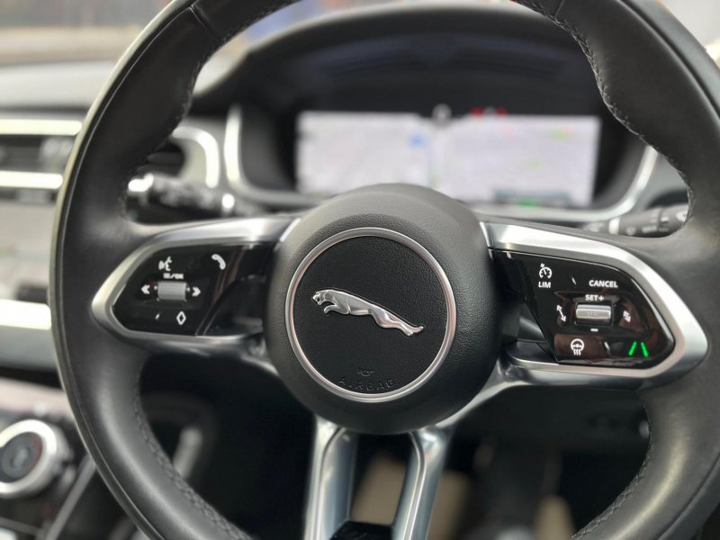 JAGUAR I-Pace