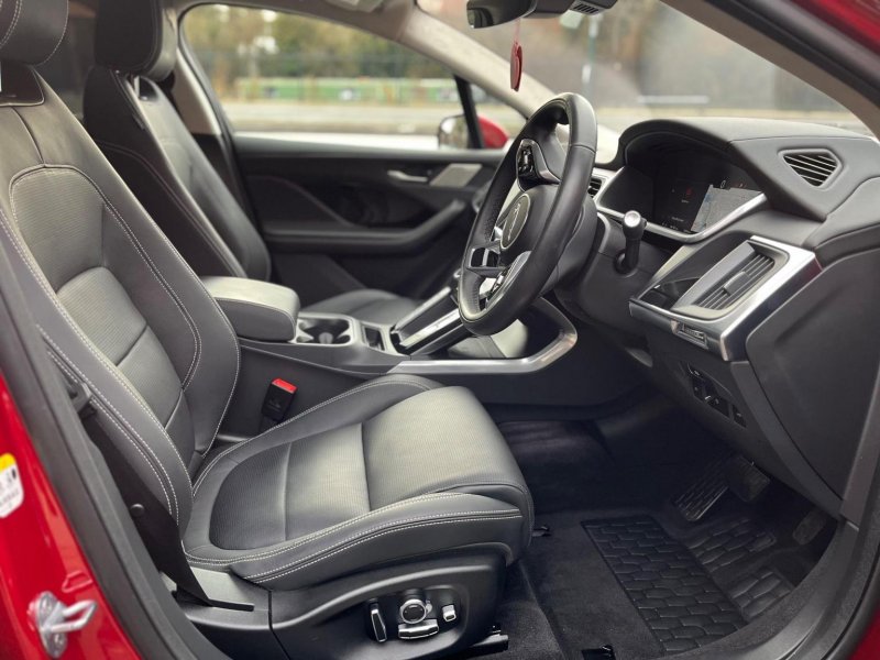 JAGUAR I-Pace