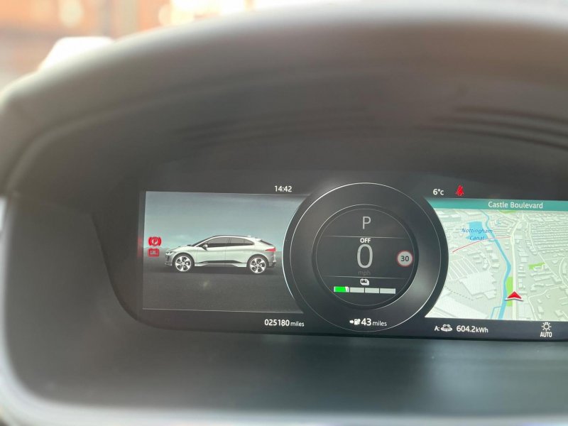 JAGUAR I-Pace