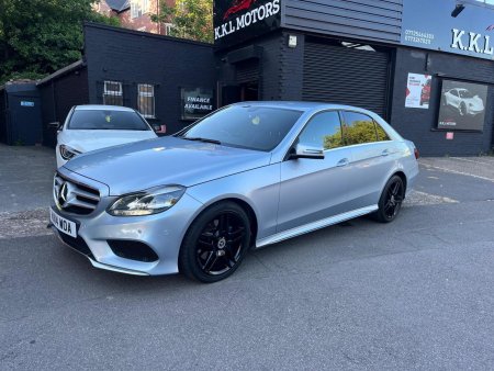 MERCEDES-BENZ E CLASS