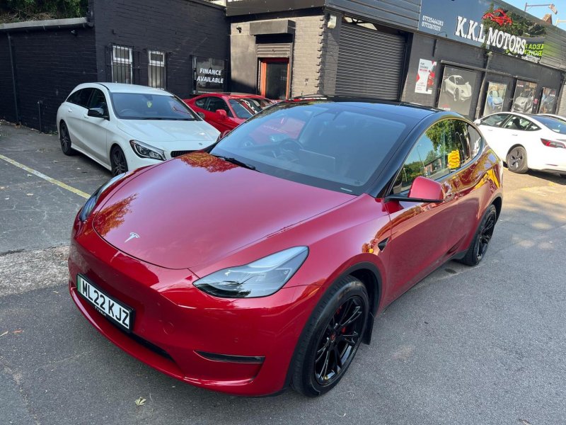 TESLA MODEL Y