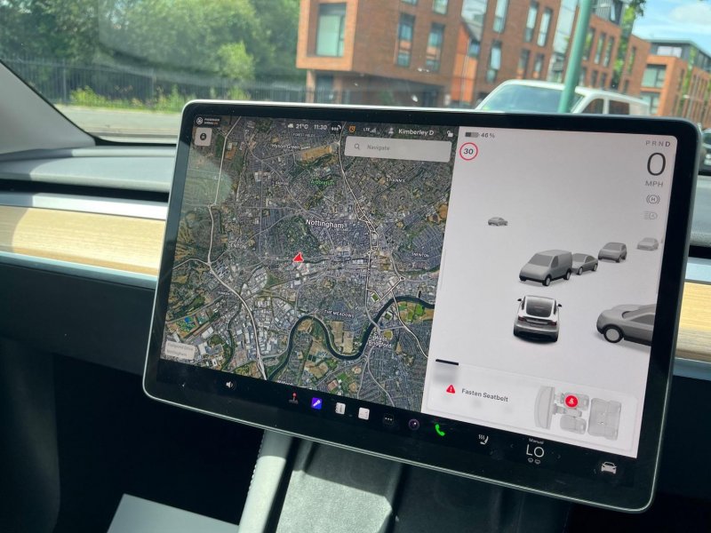 TESLA MODEL Y