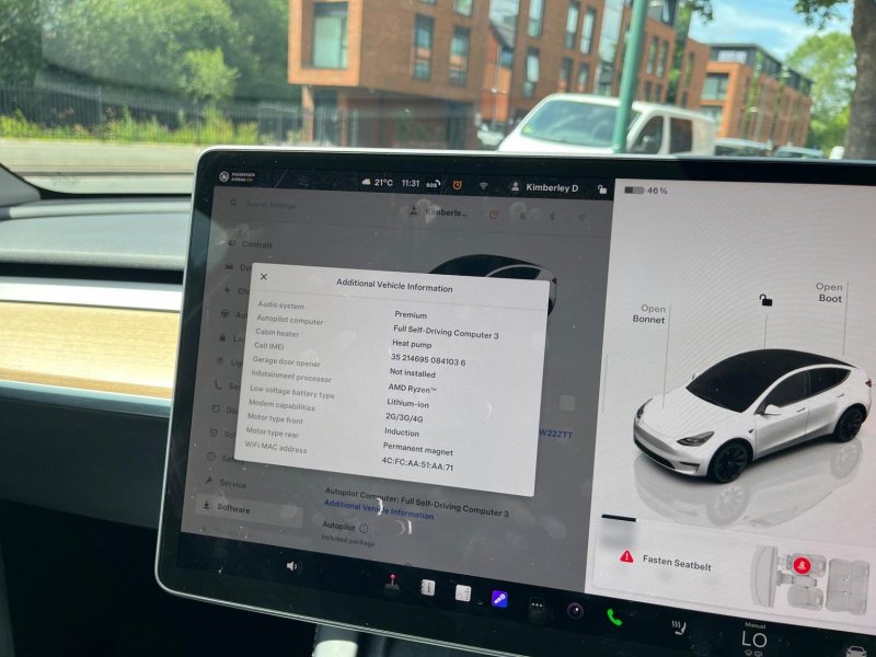 TESLA MODEL Y