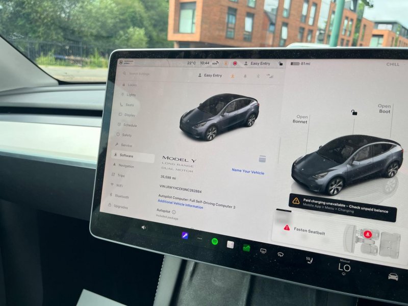 TESLA MODEL Y