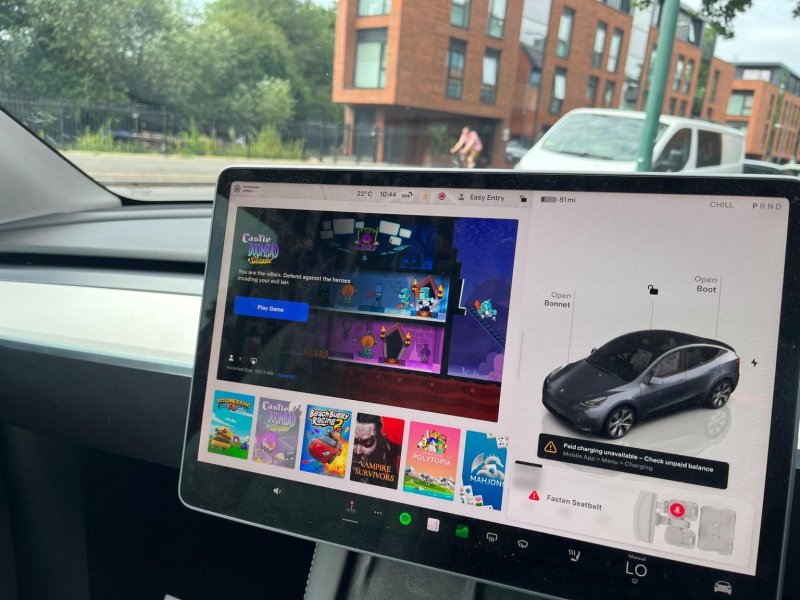 TESLA MODEL Y