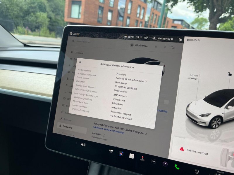 TESLA MODEL Y