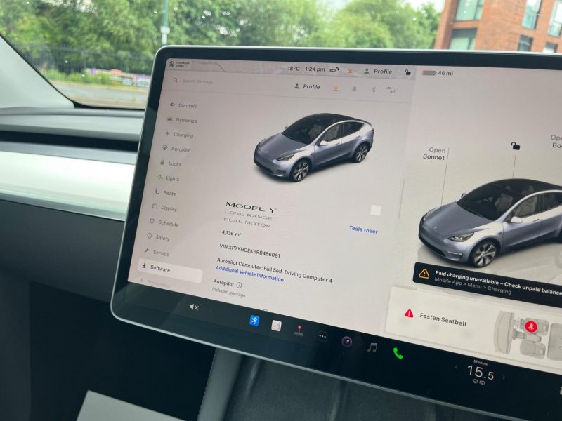 TESLA MODEL Y