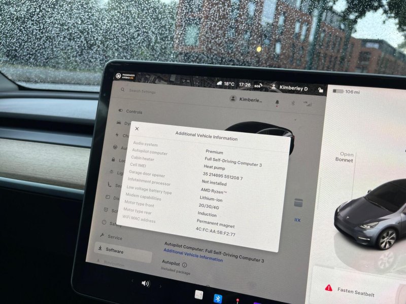 TESLA MODEL Y
