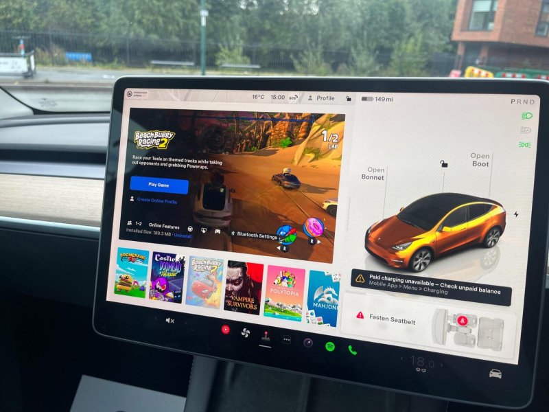TESLA MODEL Y