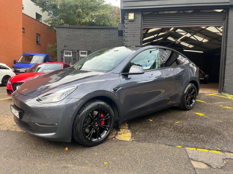 TESLA MODEL Y