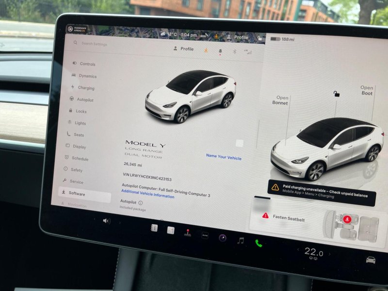TESLA MODEL Y