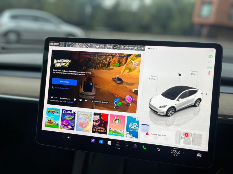 TESLA MODEL Y
